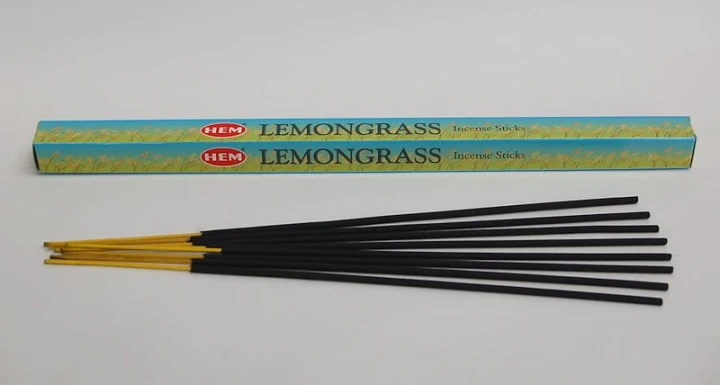 Patyczki-Lemongrass.jpg