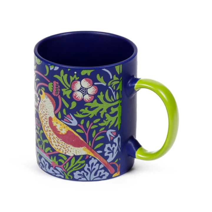 MUG990_004_1776265366.jpg