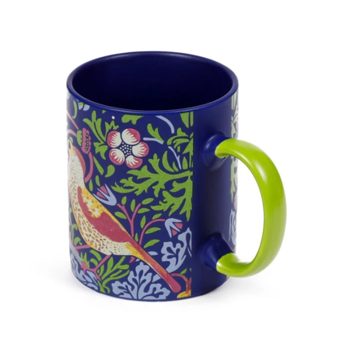 MUG990_005_1776265366.jpg
