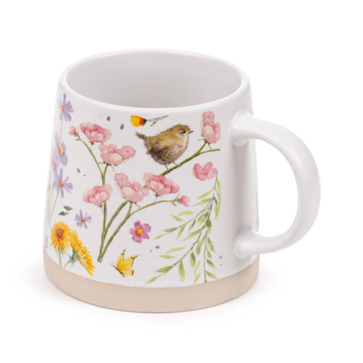 MUG998_004_1781168024.jpg