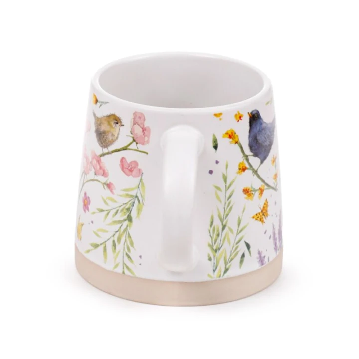 MUG998_005_1781168024.jpg