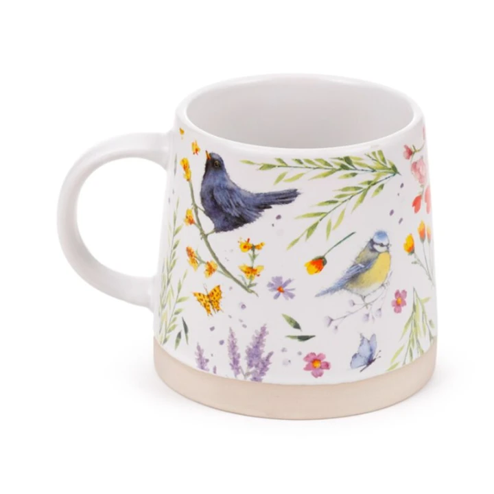 MUG998_006_1781168024.jpg